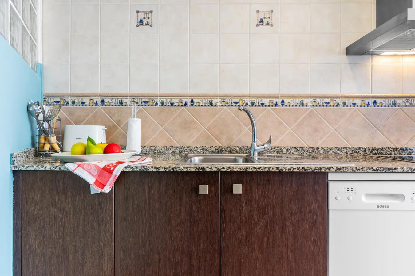 Apartamentos Turisticos As Cetareas Rinlo Quarto foto