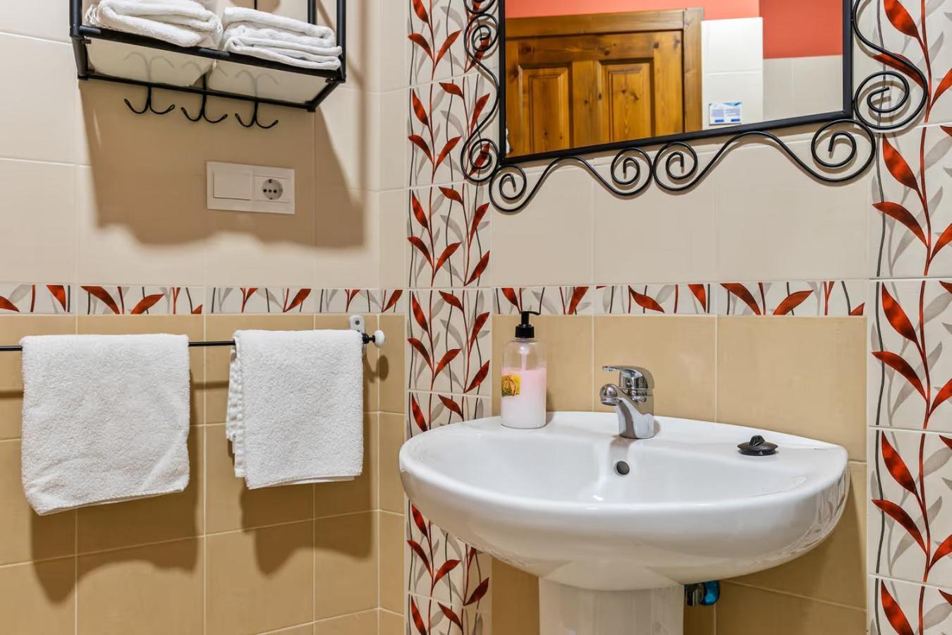 Apartamentos Turisticos As Cetareas Rinlo Quarto foto